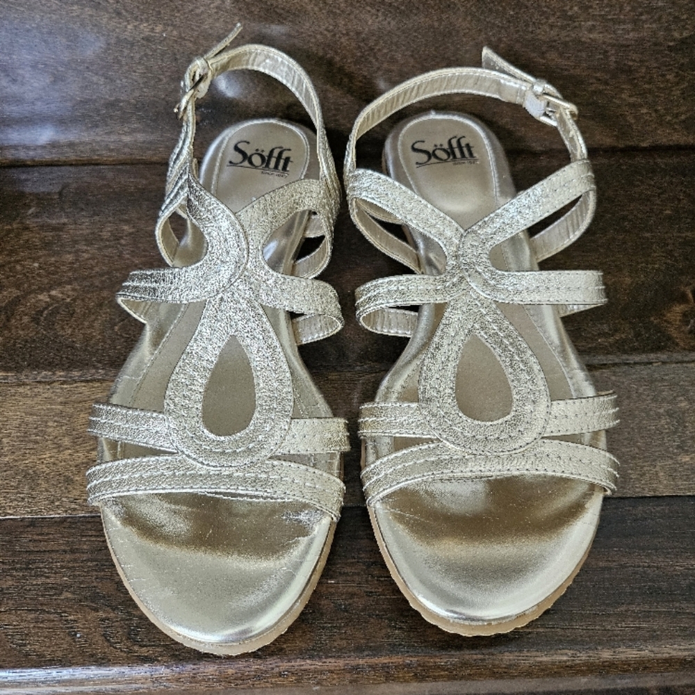 Sofft Gold Strappy Sandals - Like New